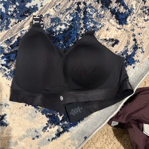 ThirdLove Women's Kinetic Adjustable BlackSports Bra 40 D  high impact athletic